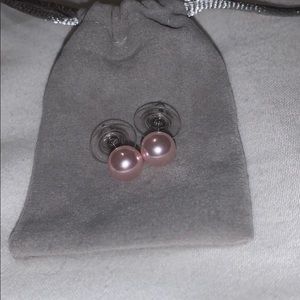 Pink pearl earrings!!